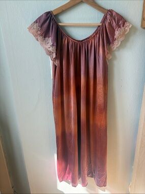 Vintage Pink and Orange Ombre Nightgown with Lace Trim